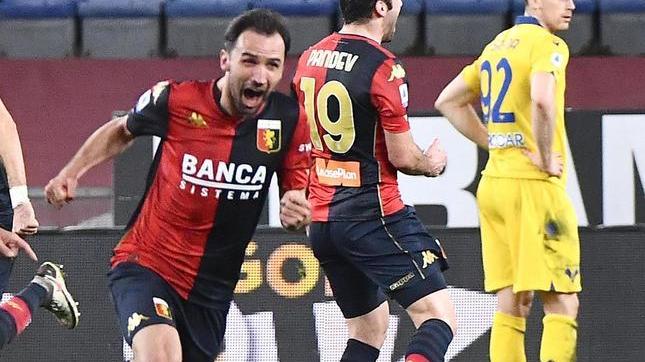 Badelj salva il Genoa e sfila due punti al Verona nel recupero