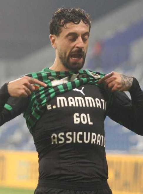 Caputo: «Dedico il mio gol all’amico Enzo che ha perso la mamma per il Covid» 