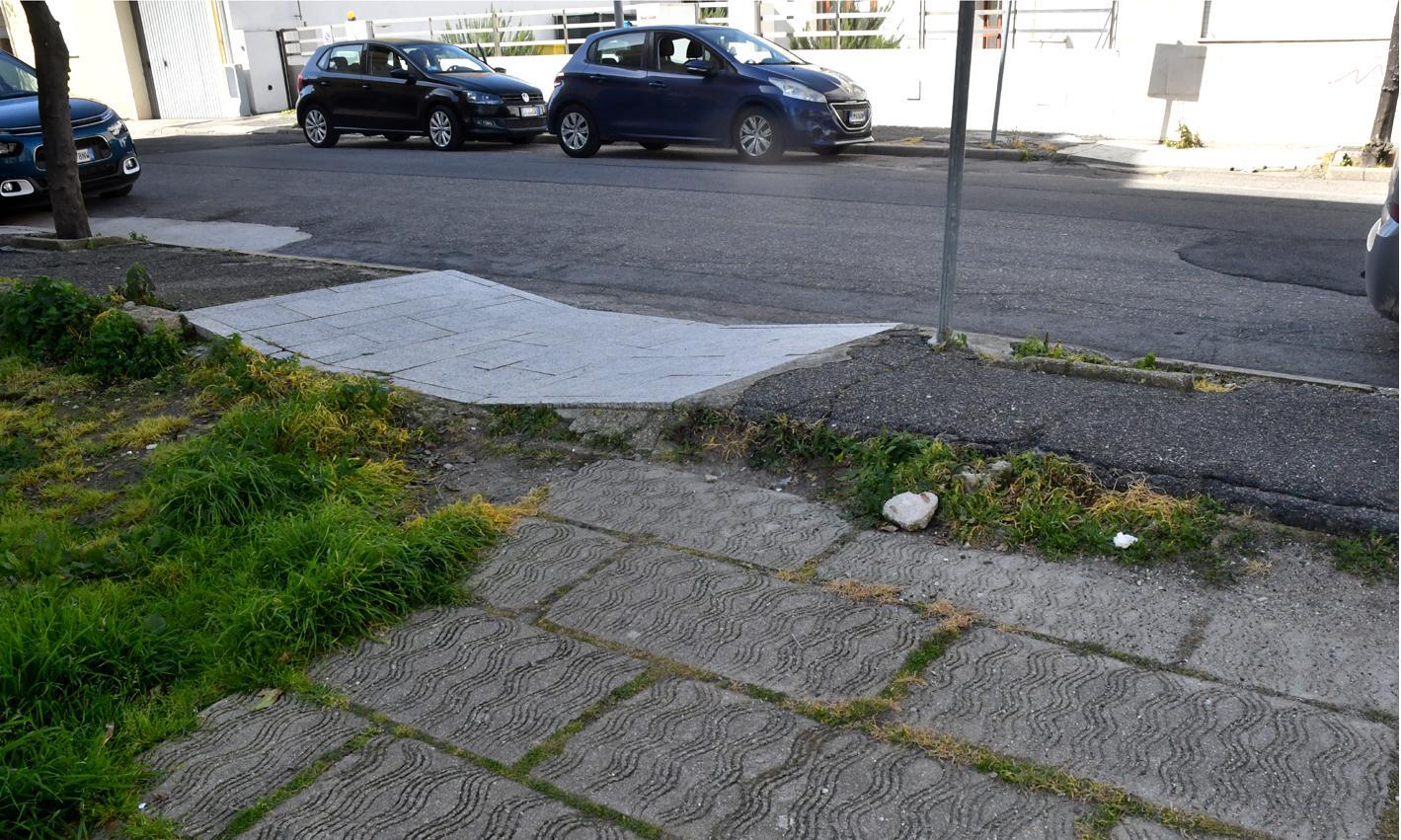 Scivolo vietato a disabili e passeggini