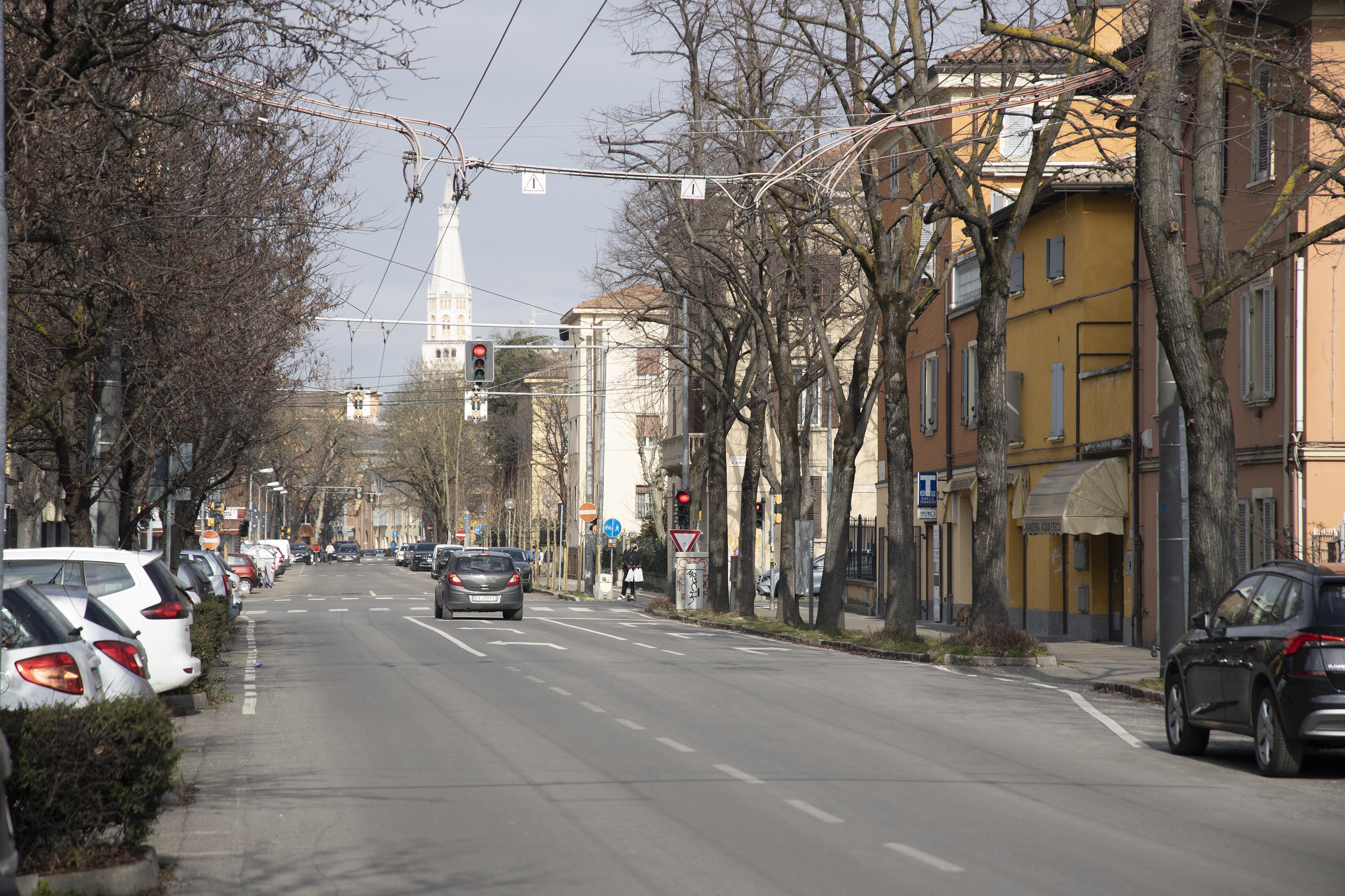 Tour in Buon Pastore dove le case costano ma nelle zone verdi serve manutenzione