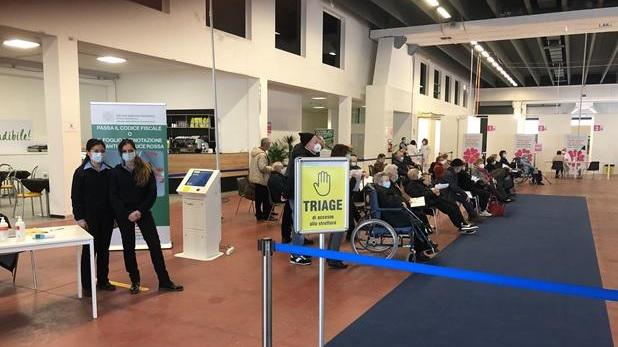 E' cominciata questa mattina alla Fiera la vaccinazione degli over 85