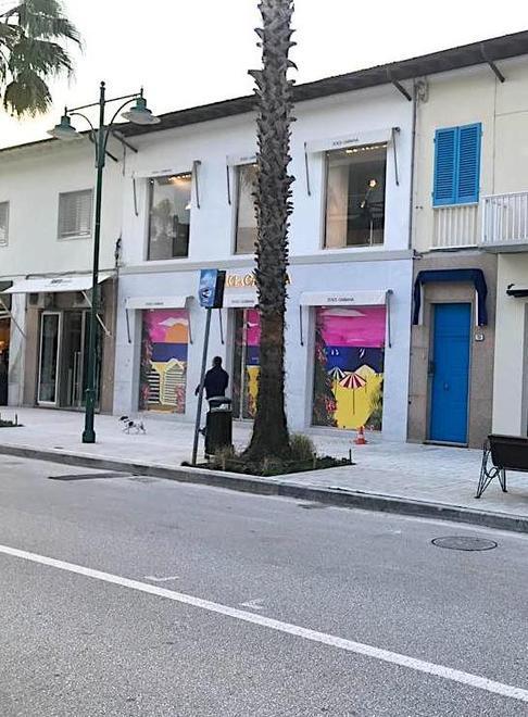 Dolce & Gabbana si sposta in una boutique più grande