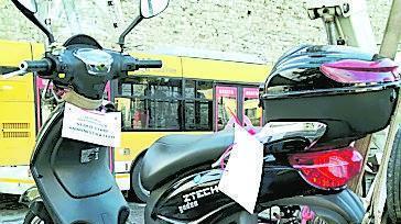 Sequestrate 11 vetture senza assicurazione Multe alle bici elettriche