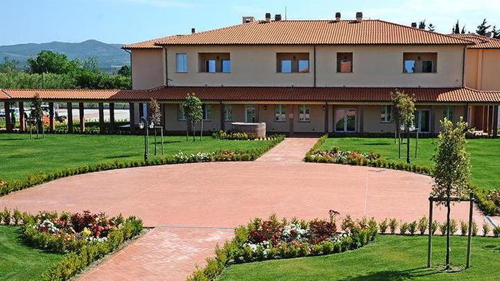 Il villaggio della vita, la struttura residenziale collegata all’istituto: qui su 25 ospiti ce ne sono 5 positivi