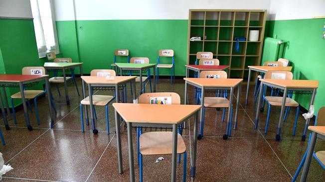 Covid: caso di variante brasiliana, chiusa scuola a Roma