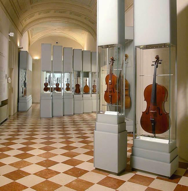 La Galleria dell’Accademia sfrutta la chiusura per migliorare le sue sale