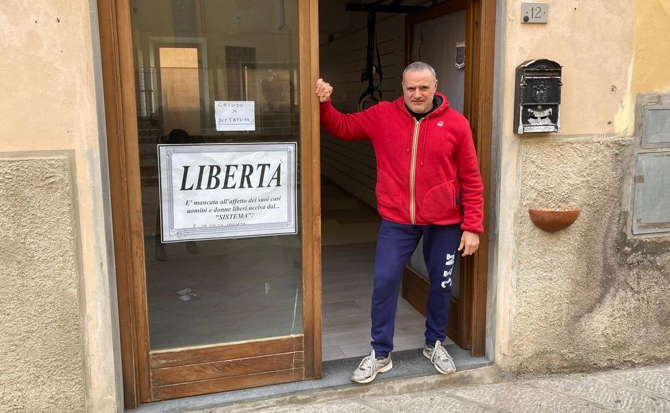 Da un anno aspetta di aprire la palestra, ma il Covid lo ha fermato 