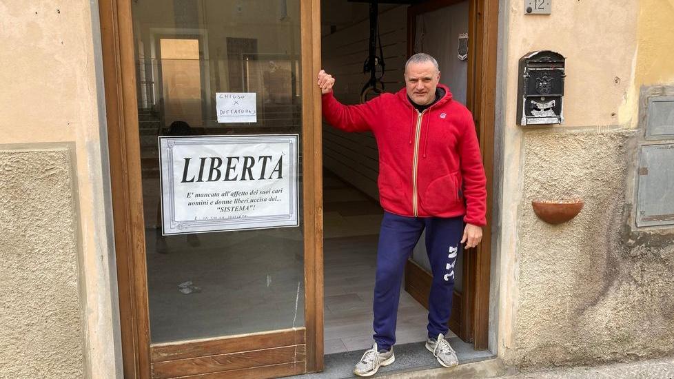 Da un anno aspetta di aprire la palestra, ma il Covid lo ha fermato