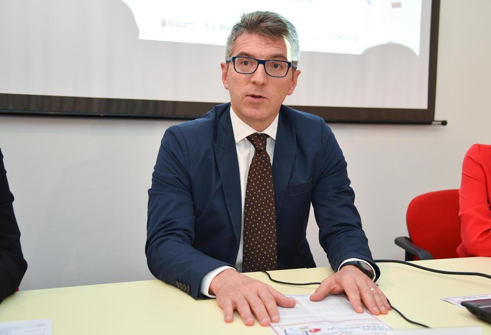 Ultimatum sui gessi rossi «O si risolve il problema o produzione impossibile»