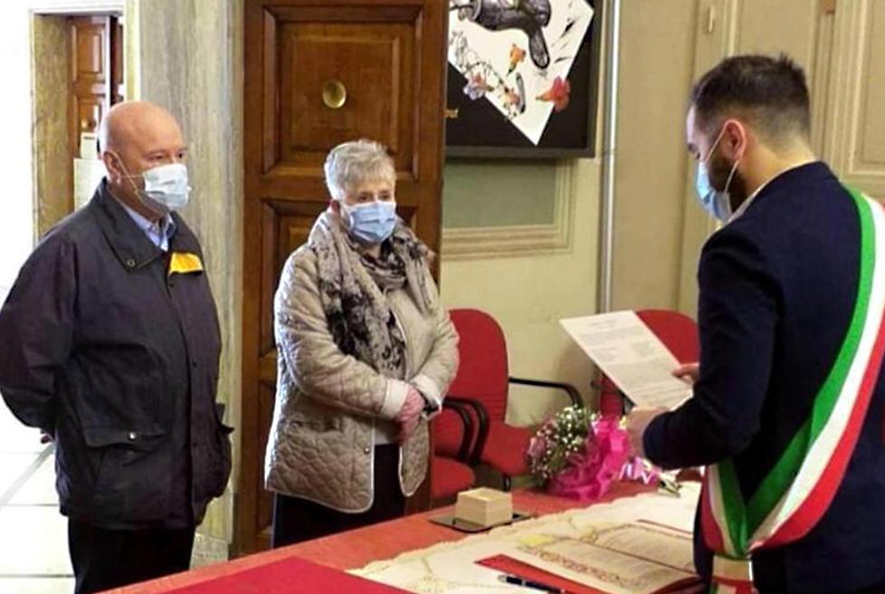 Flavio e Graziella finalmente sposi il sì arriva dopo un quarto di secolo