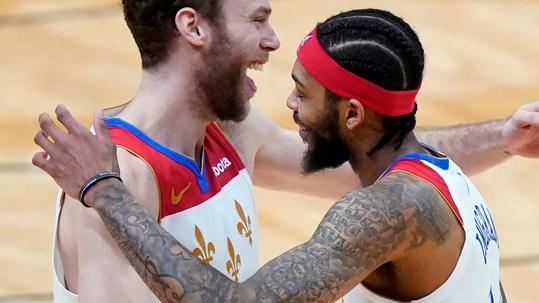 Brooklin ok, Philadelphia ko Sorridono Melli e Gallinari