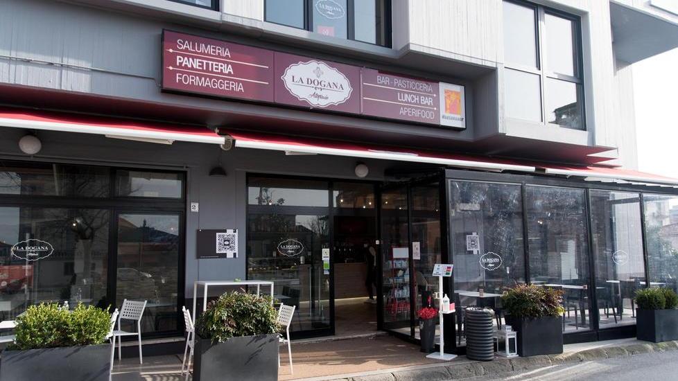 Sei assunzioni alla Dogana: il bar ristorante sfida la crisi con nuovi investimenti