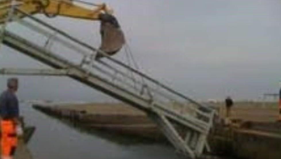 Una foto storica del ponte sul Fiumetto