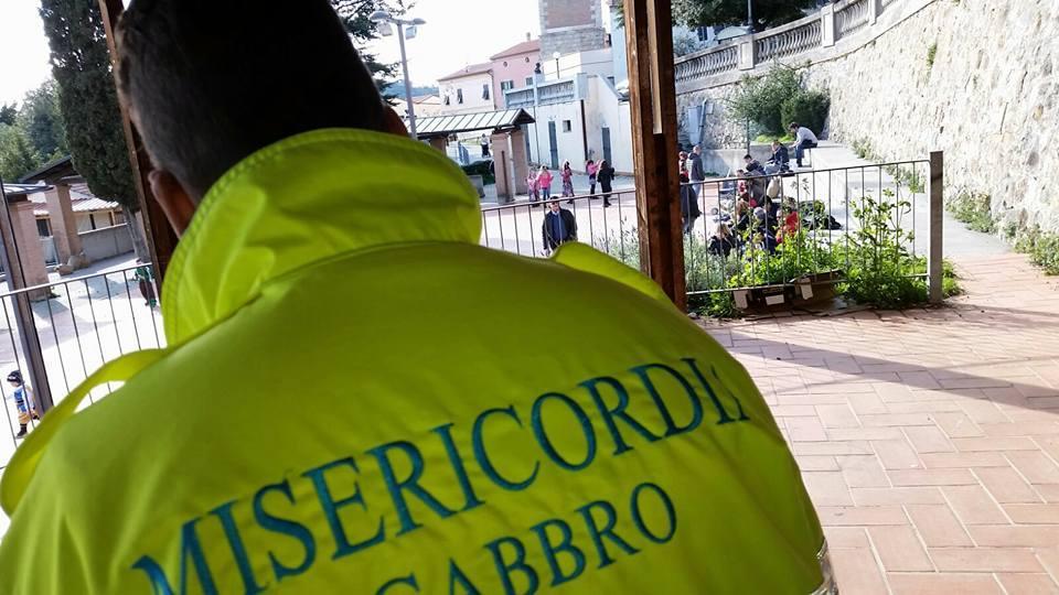 Un volontario della Misericordia di Gabbro