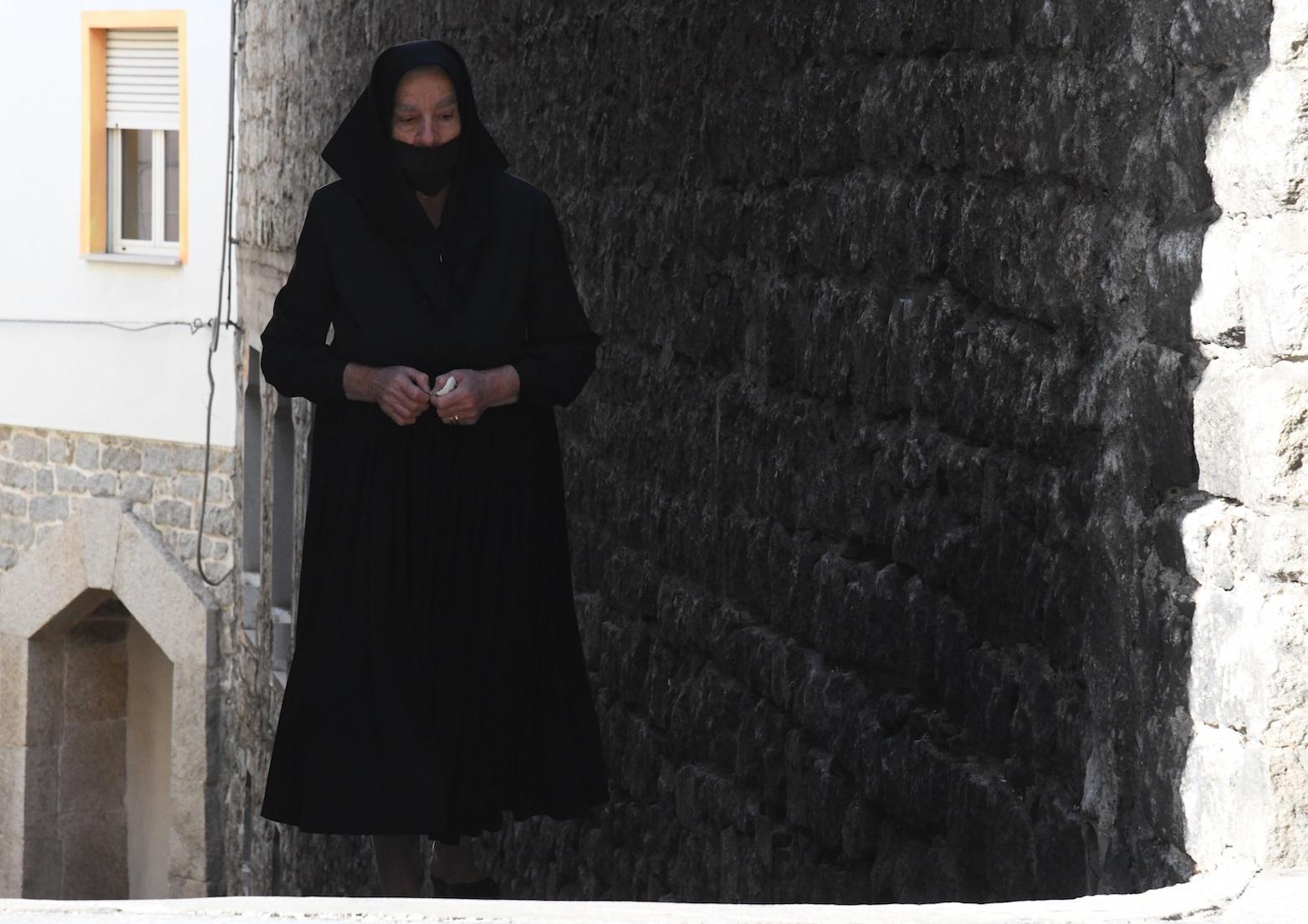 Il nuovo censimento: meno abitanti e più vecchi, la Sardegna cresce solo nelle coste