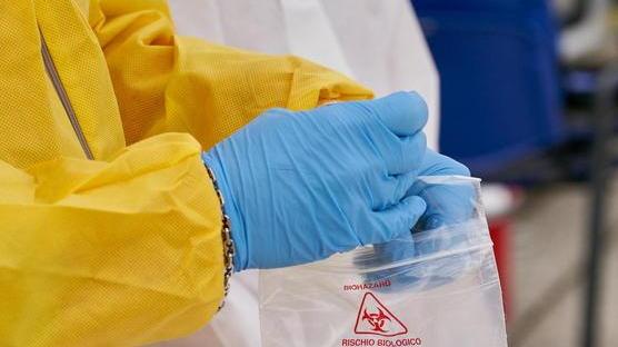 Covid, nuova vittima e crescono i contagi