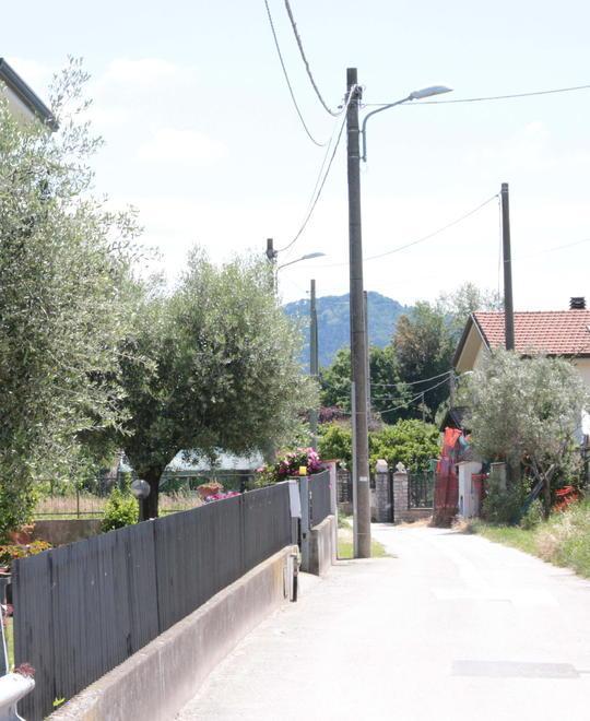 Parte la manutenzione dei lampioni comunali