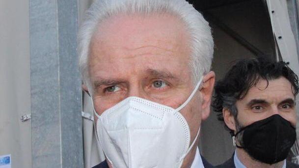 Giani suggerisce il modello Chiusi tamponi di massa