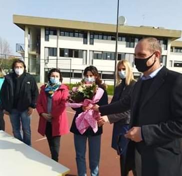  Ambra è tornata a scuola Tra fiori e grandi emozioni