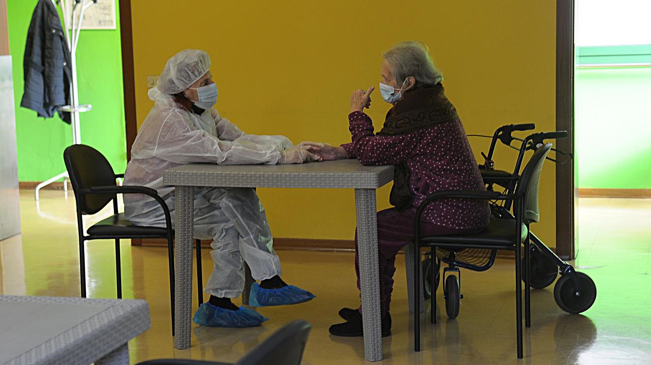 Vignola Tutti gli ospiti sono vaccinati I parenti tornano nella Cra