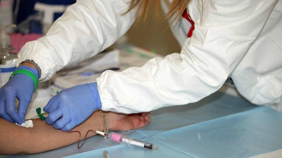 Rivoluzione al via per gli esami del sangue: da oggi si possono prenotare via internet