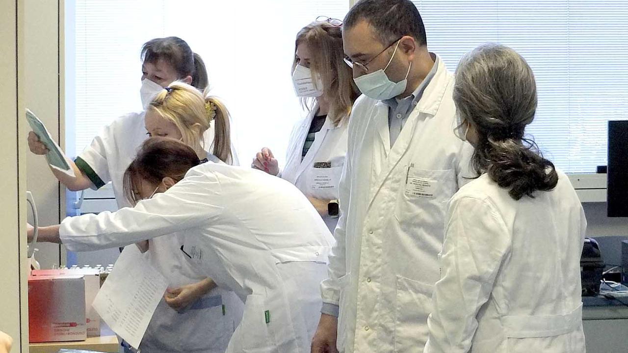 Coronavirus, la Regione: le province di Siena e Pistoia in zona rossa da sabato per una settimana. Eugenio Giani: «Bene agire subito»