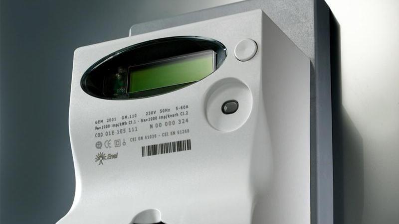 Cambiano il contatore elettrico e gli arriva una bolletta da 3mila euro