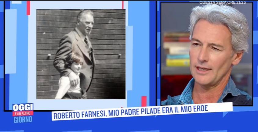 Roberto Farnesi (a destra) col padre Pilade