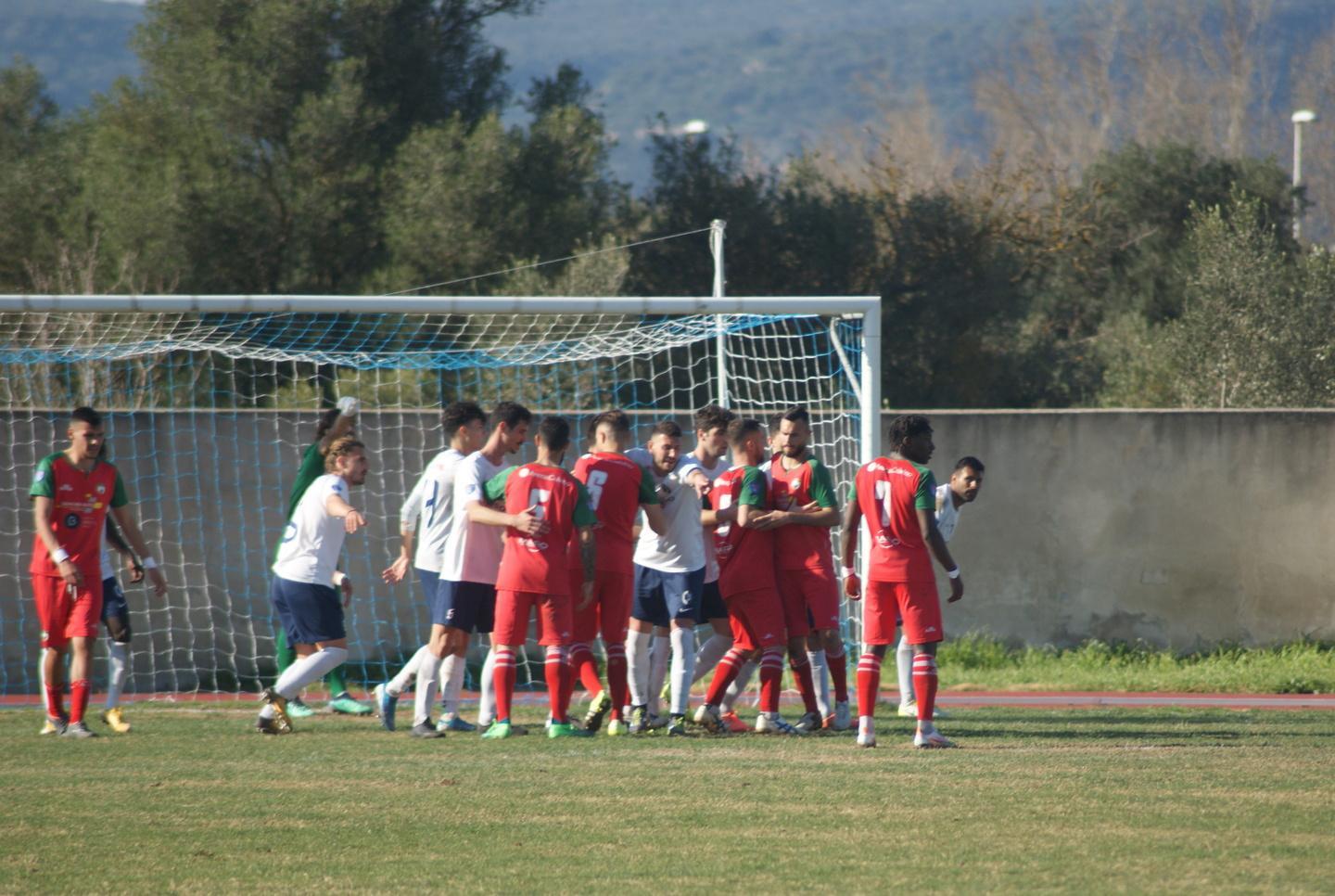 Doppietta di Cestaro, che Carbonia! 