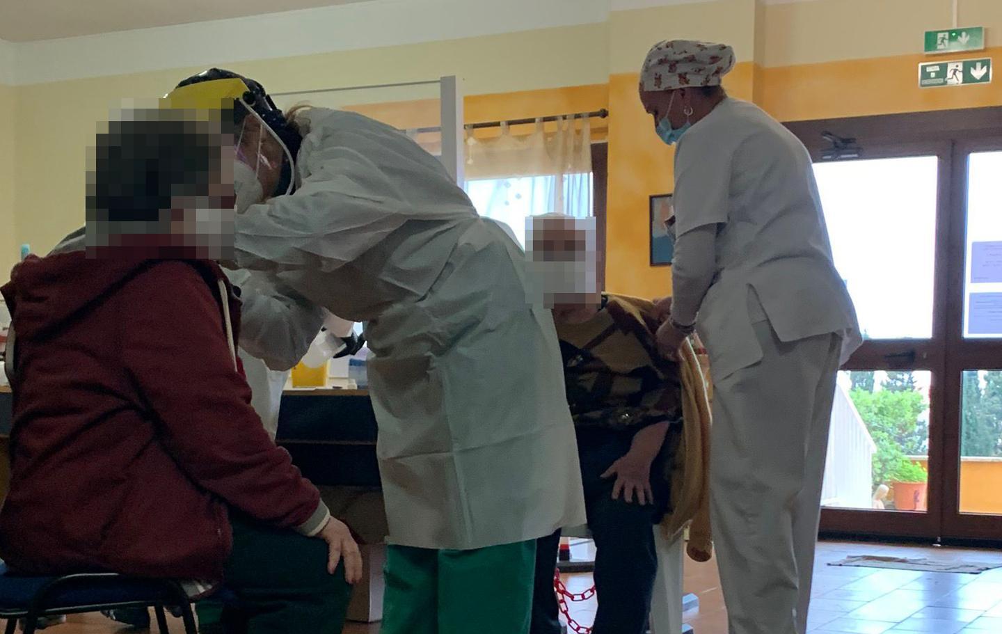 Vaccinati gli ospiti delle quattro case di riposo 