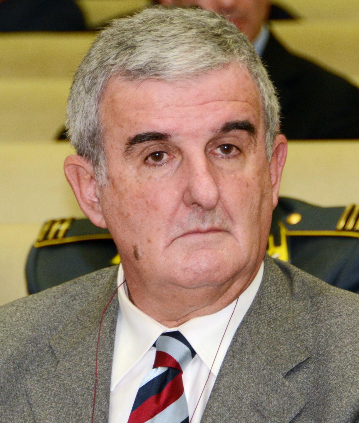 Corsa contro il fallimento Docche presenta il piano 