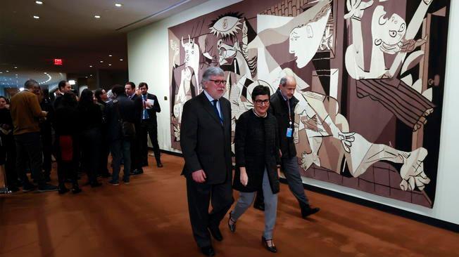 I Rockefeller si riprendono l'arazzo di Guernica all'Onu