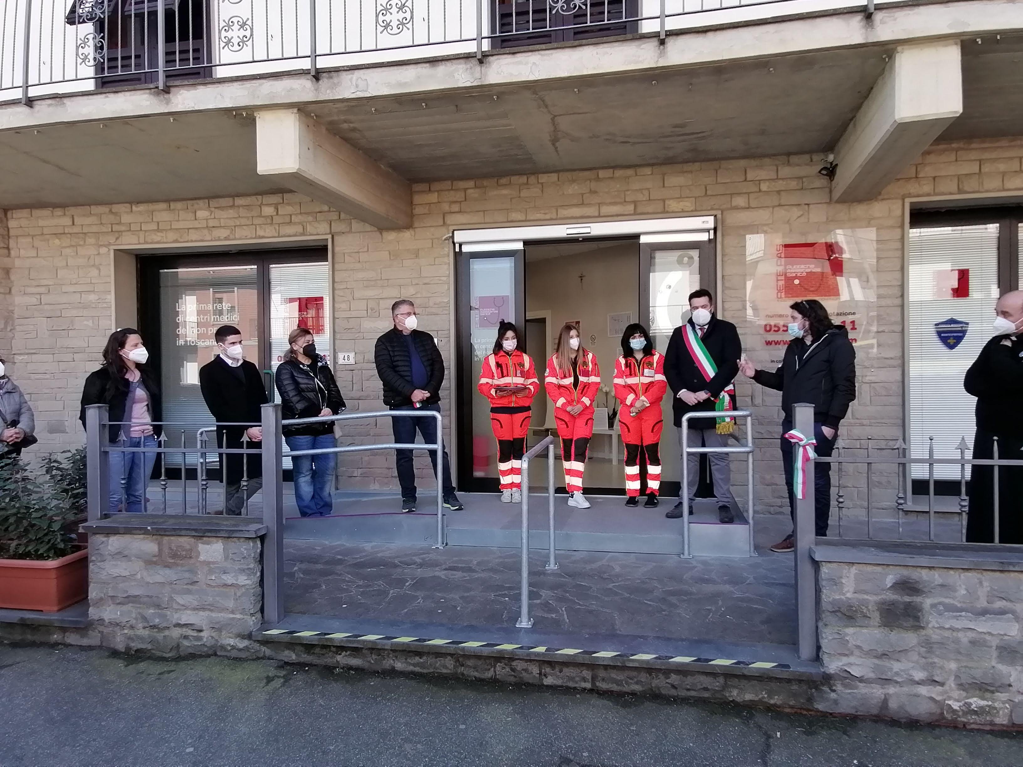 L'inaugurazione dei nuovi ambulatori di Rete Pas in viale Risorgimento a Montespertoli