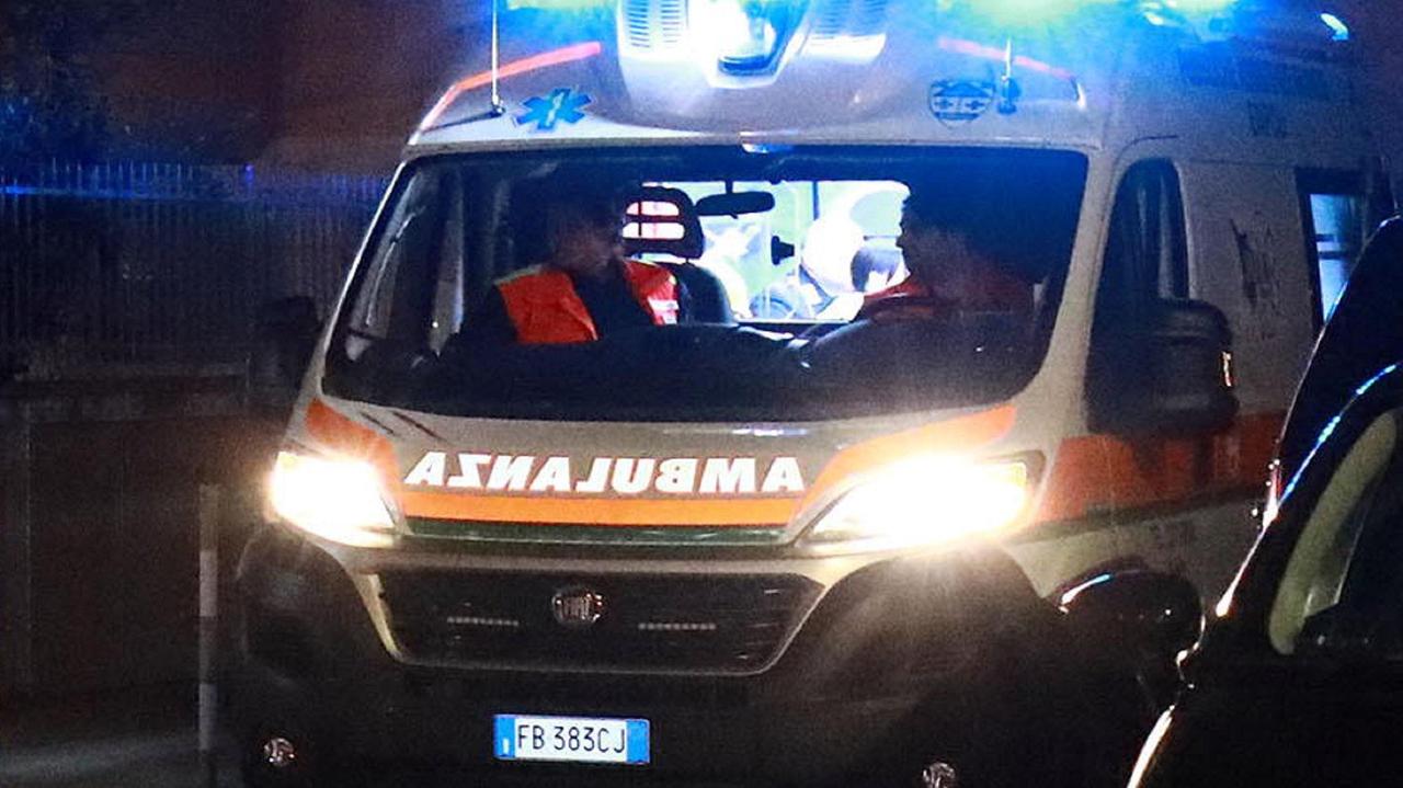 Soccorritori in ambulanza