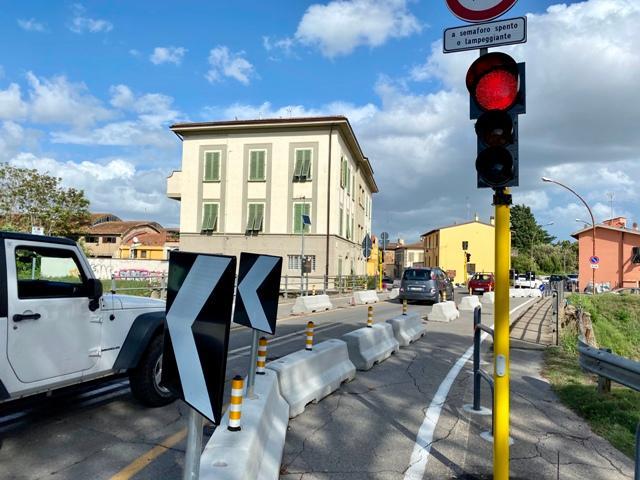 Il ponte sull'Orme: si viaggia a senso alternato