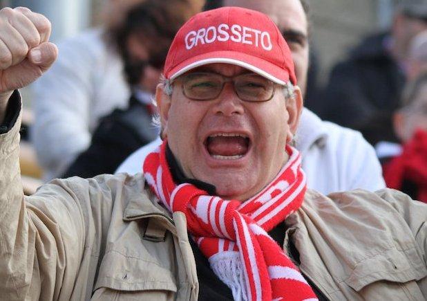 «Quanto ci manca non andare allo stadio» Il tifo a distanza dei sostenitori biancorossi 
