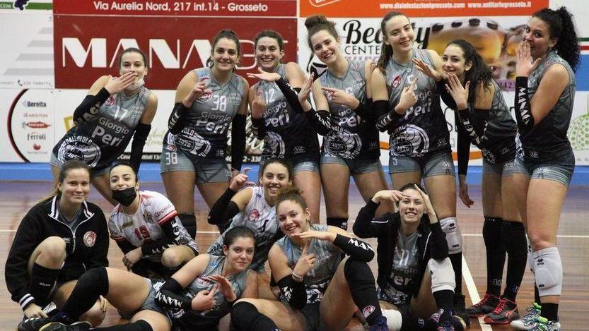 Il Giorgio Peri si aggiudica il derby ma il Volley School dà del filo da torcere