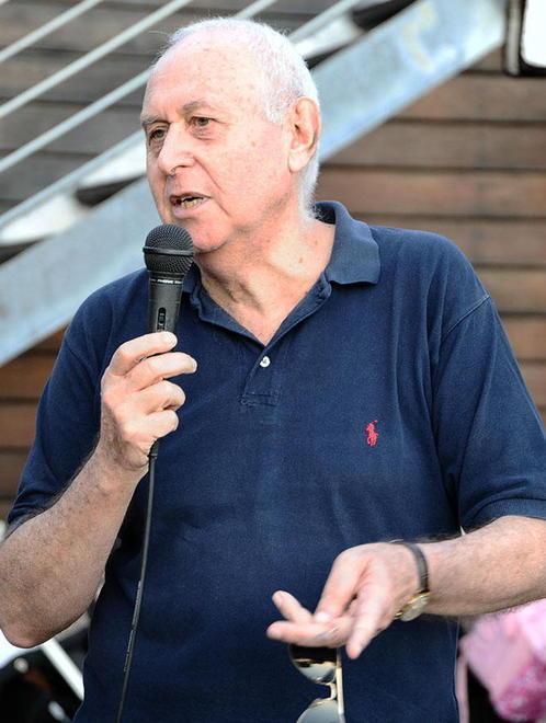 La grande bandiera del Castiglioncello compie 80 anni: auguri Pierluigi Deri 