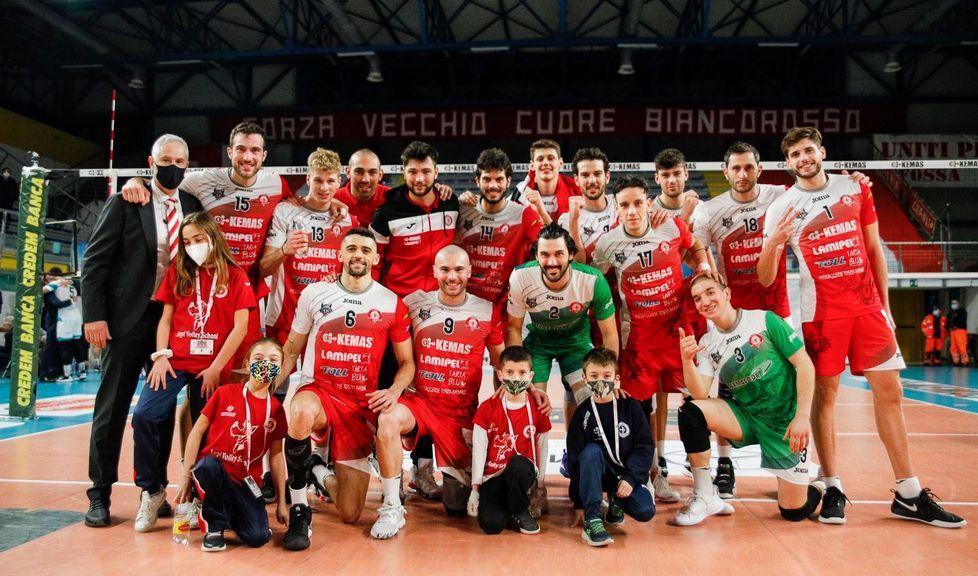 Kemas-Taranto, i Lupi vogliono far valere la legge del PalaParenti 