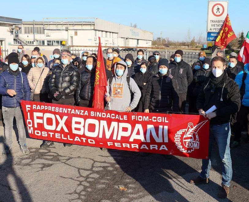 Alla Bompani ritorna un clima di scontro Operai in agitazione 