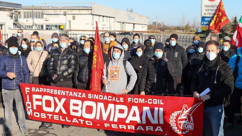 Alla Bompani ritorna un clima di scontro Operai in agitazione