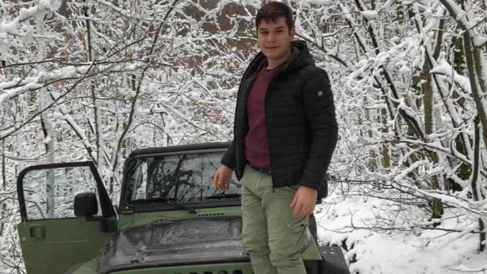 Tragedia sul Marmagna, muore a 18 anni dopo essere scivolato in un canalone