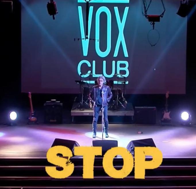 L’ultimo concerto di Luciano Ligabue Muto sul palco del Vox di Nonantola 