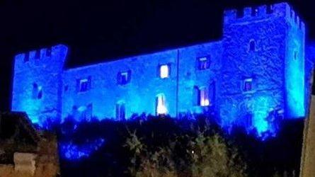 Castiglione e Pitigliano colorano di blu i loro monumenti
