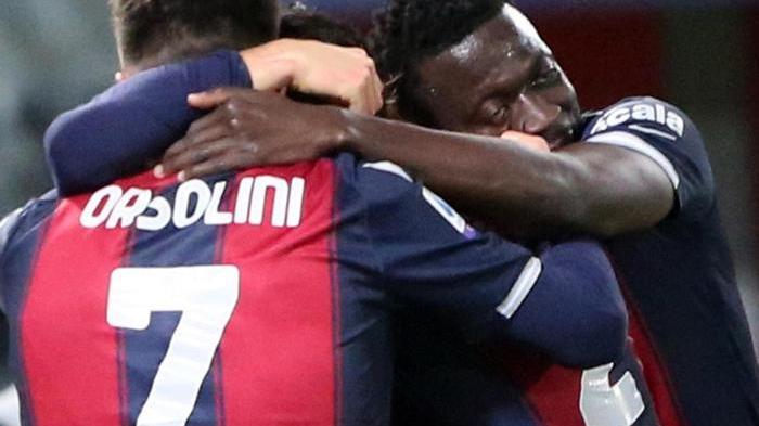 La super Lazio si è sgonfiata e il Bologna “copia” il Bayern