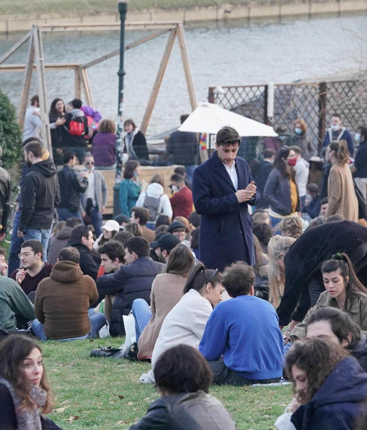 Da arancione a bianco in meno di un mese