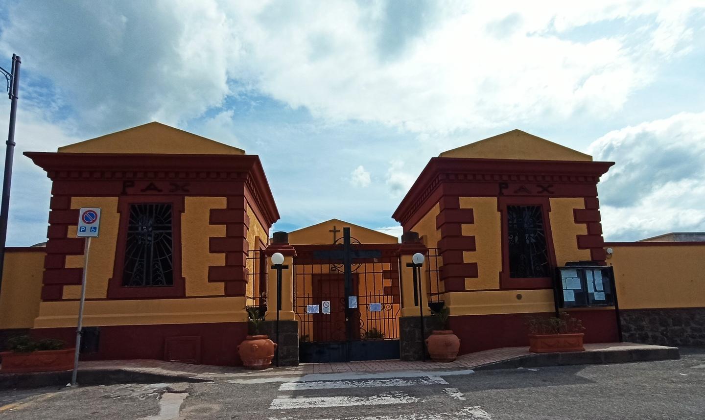 Morta ma viva per lo Stato, a Castelsardo non si trovano i documenti 