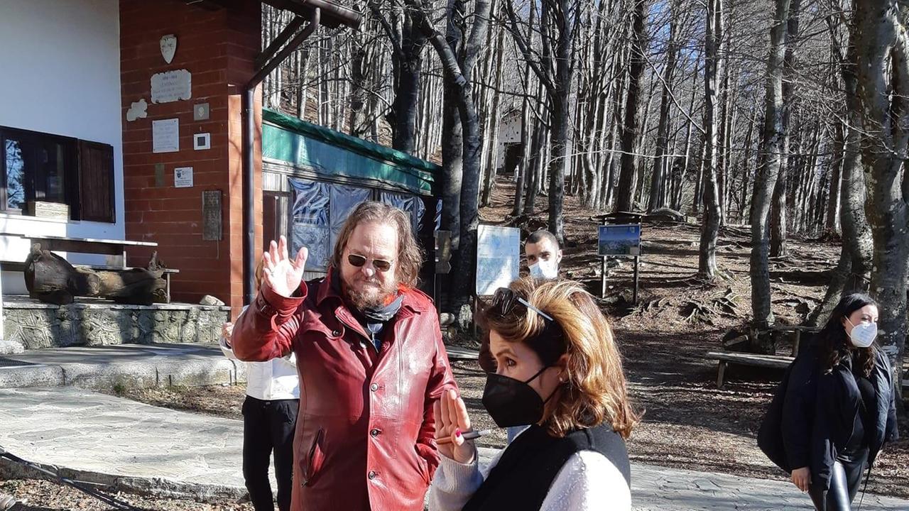 Sorpresa, a Campocecina c'è anche Zucchero