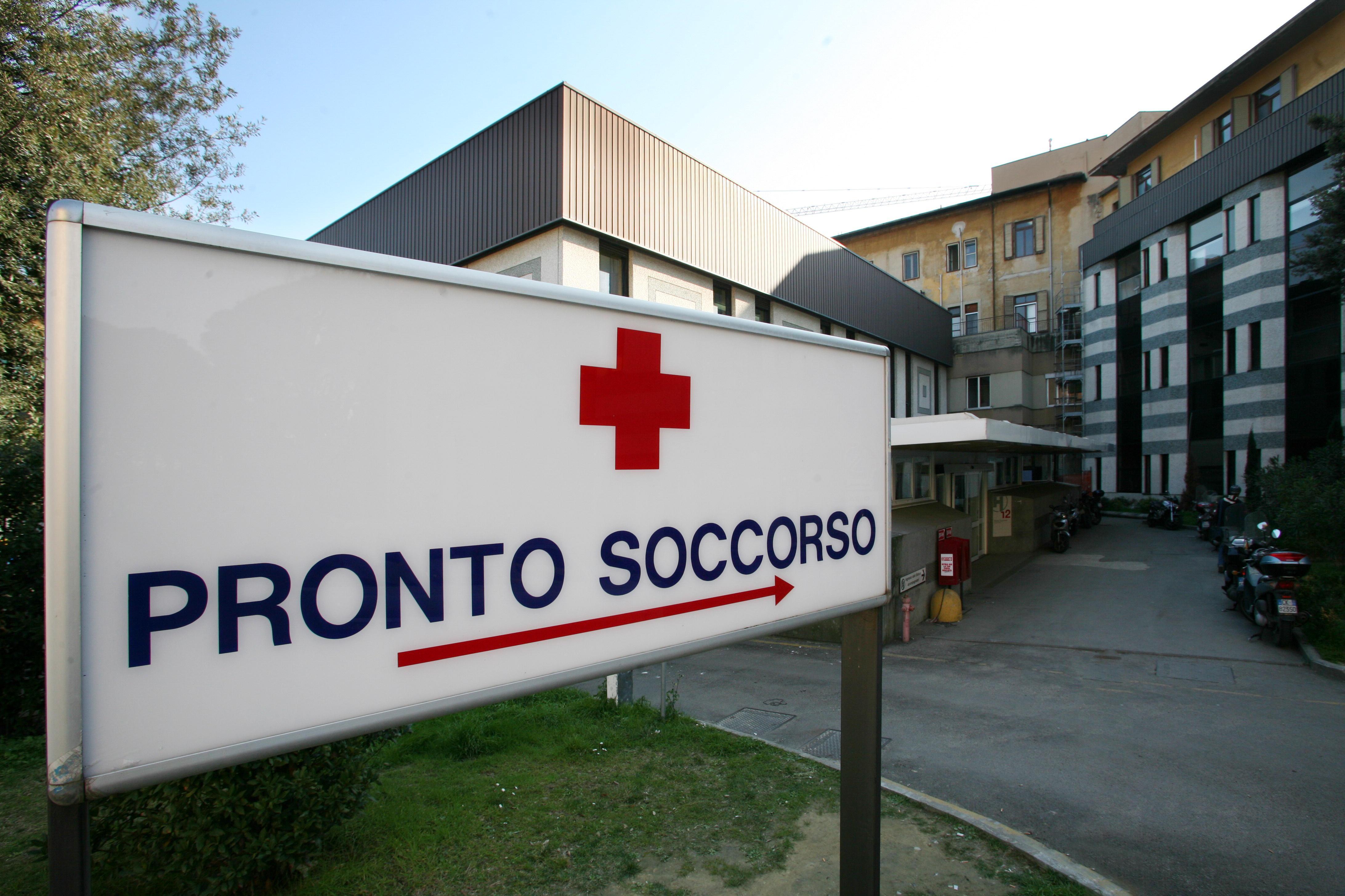 Morto a 58 anni poche ore dopo le dimissioni dall'ospedale: quattro medici indagati