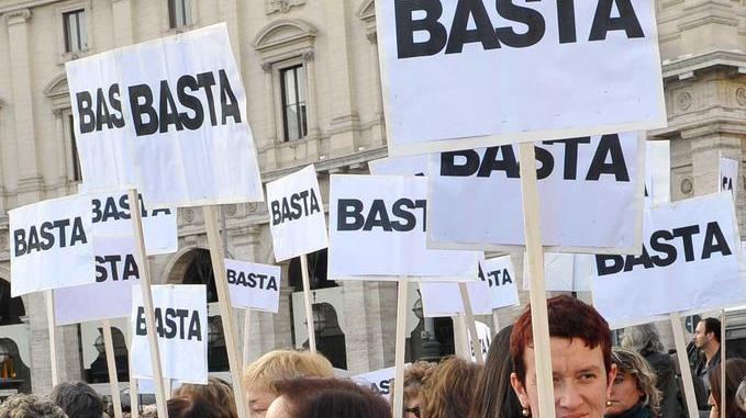 Costretta ad abortire con farmaco clandestino